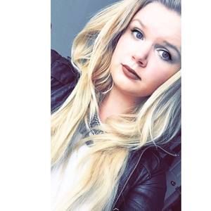 Meet your Posher, Caroline